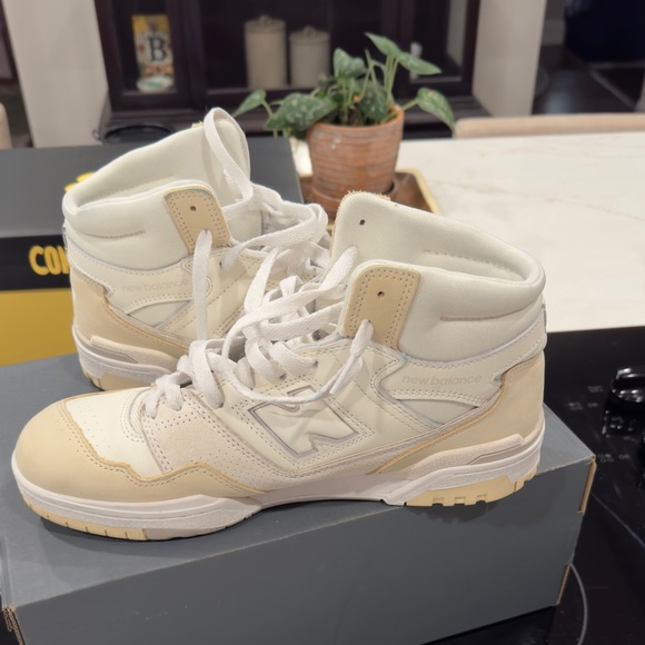 New Balance 650 worn three times. Sz 10 - Picture 5 of 9